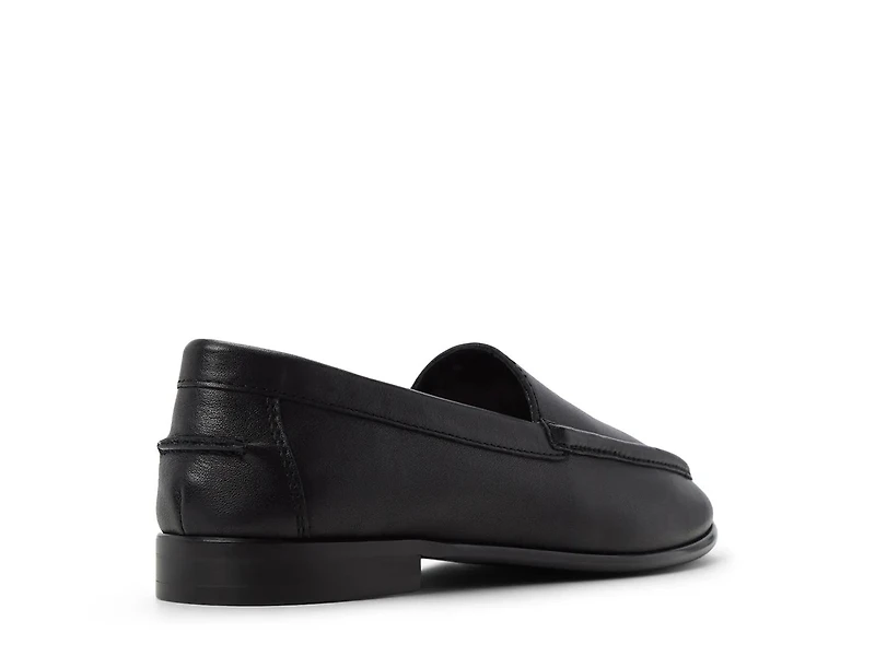 Ambar Loafer