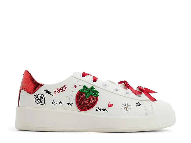 Love Platform Sneaker