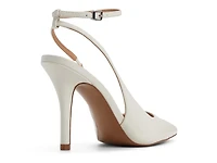 Nikoletta Pump