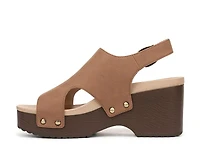 Wrenlee Platform Sandal