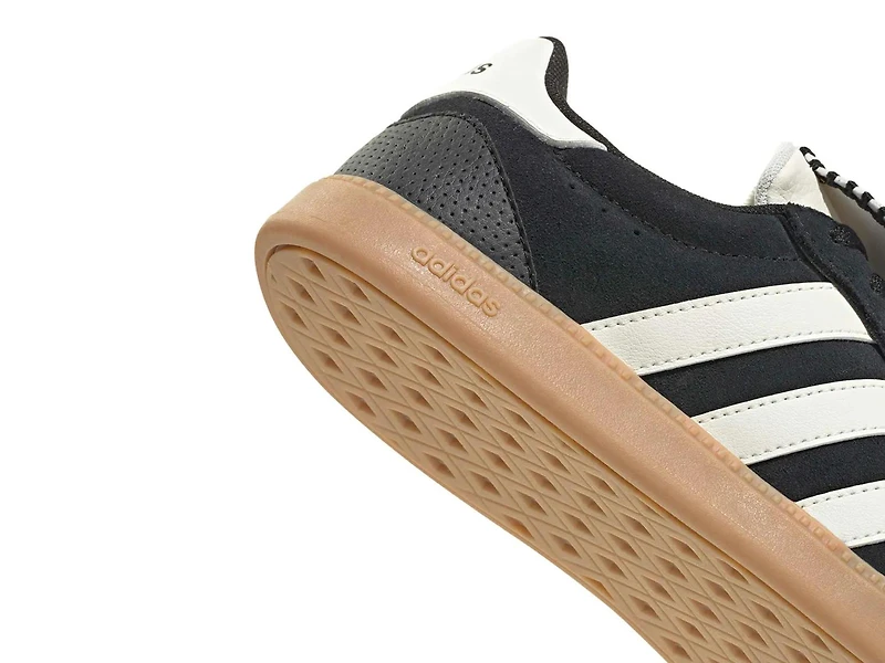 Breaknet Sleek Sneaker