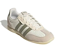 Barreda Lo Sneaker - Women's