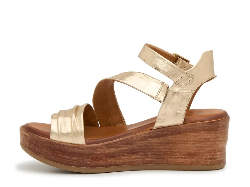 Wynn Wedge Sandal