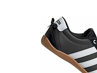 Grand Court Lo Sneaker