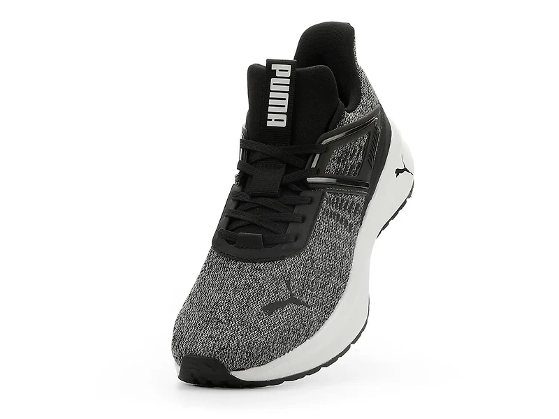 Outpace Sneaker - Men's