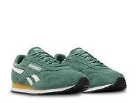 Classic AZ Sneaker - Women's