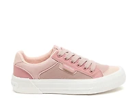 Cheery Blocked Sneaker