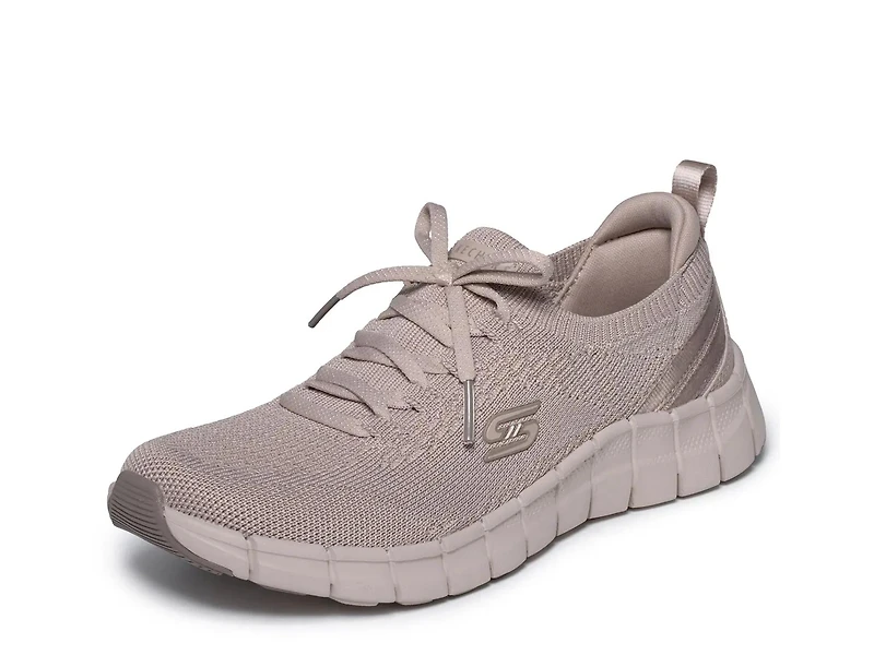 Flex Step Flourished Sneaker