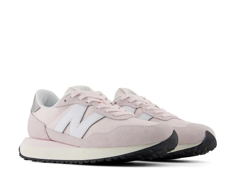 237 Sneaker - Women's