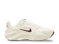 Aura Edge Sneaker - Women's