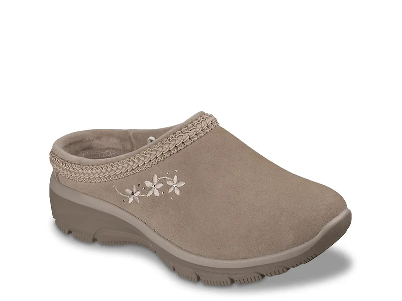 Relaxed Fit: Easy Going - Soft Charm Clog
