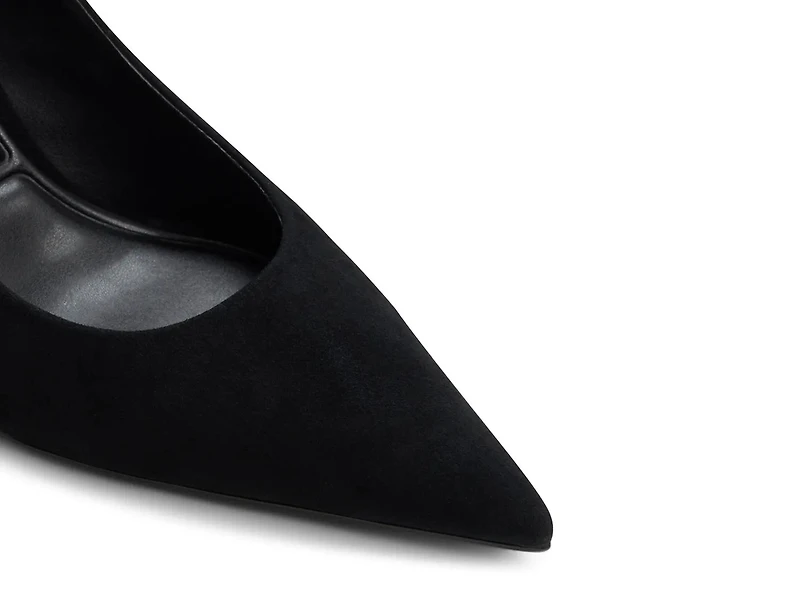 Khylie Pump