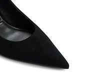 Khylie Pump