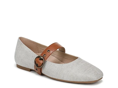Hattie Mary Jane Flat