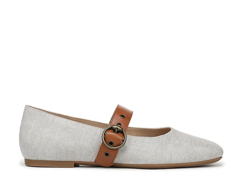 Hattie Mary Jane Flat