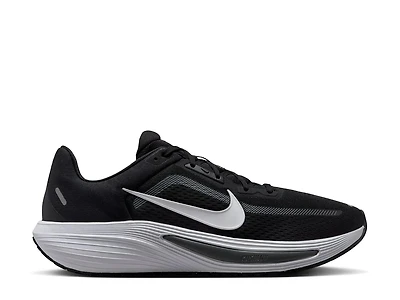 Quest 7 Running Shoe - Men's