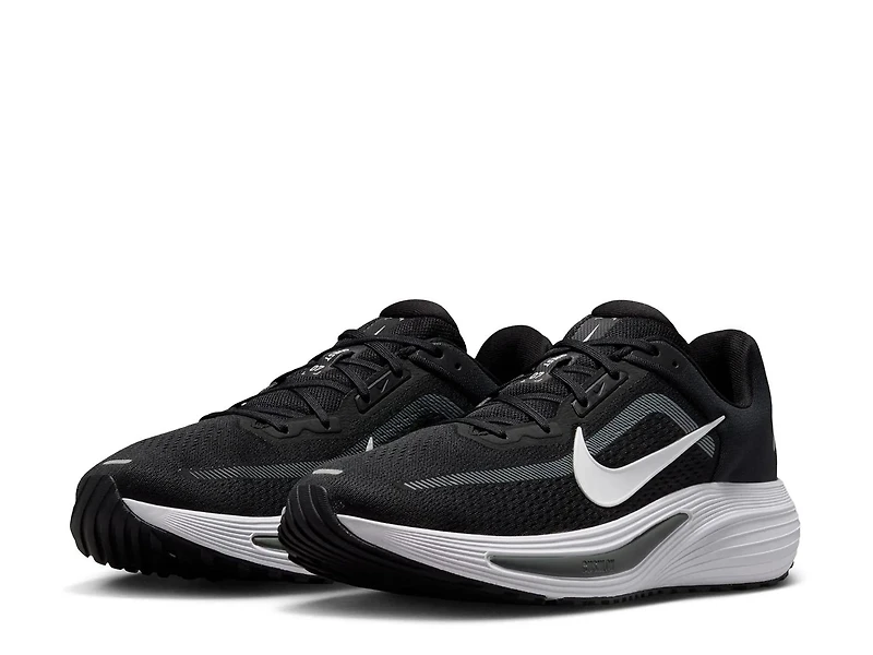 Quest 7 Running Shoe - Men's