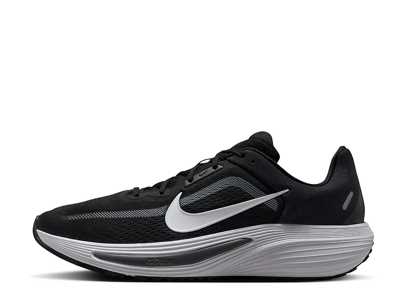 Quest 7 Running Shoe - Men's