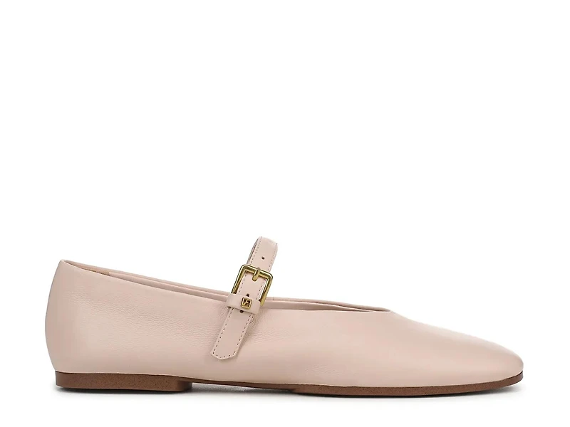 Odilia Mary Jane Flat