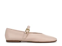 Odilia Mary Jane Flat