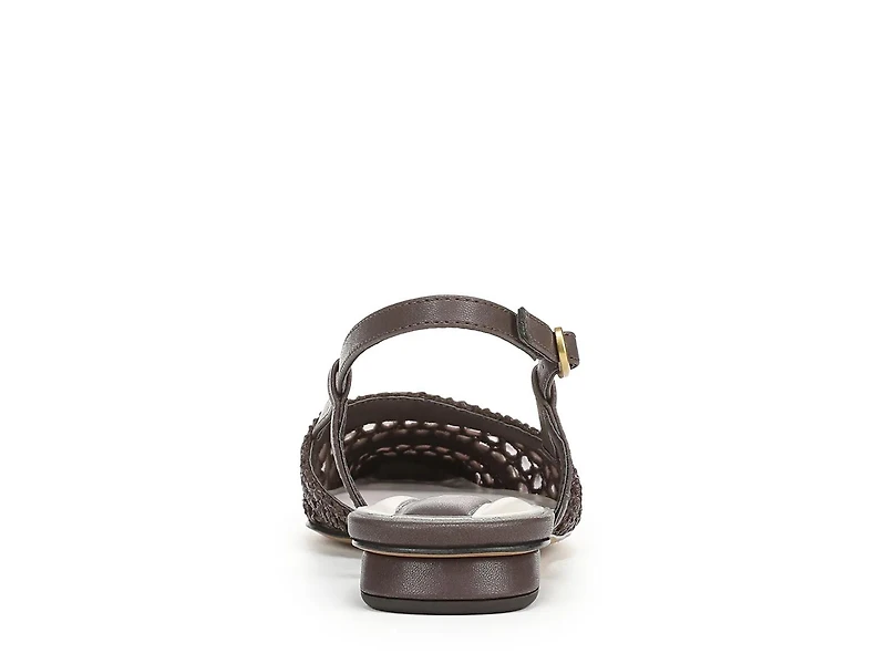 Riona Sandal