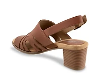 Mariam Sandal