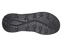 GO RUN Consistent 3 - Core Track Sneaker Men's