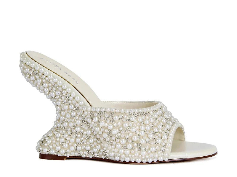 Aaralyn Sandal