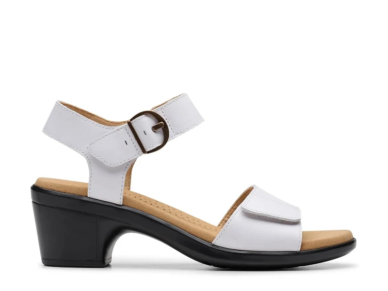 Emily Amanda Sandal
