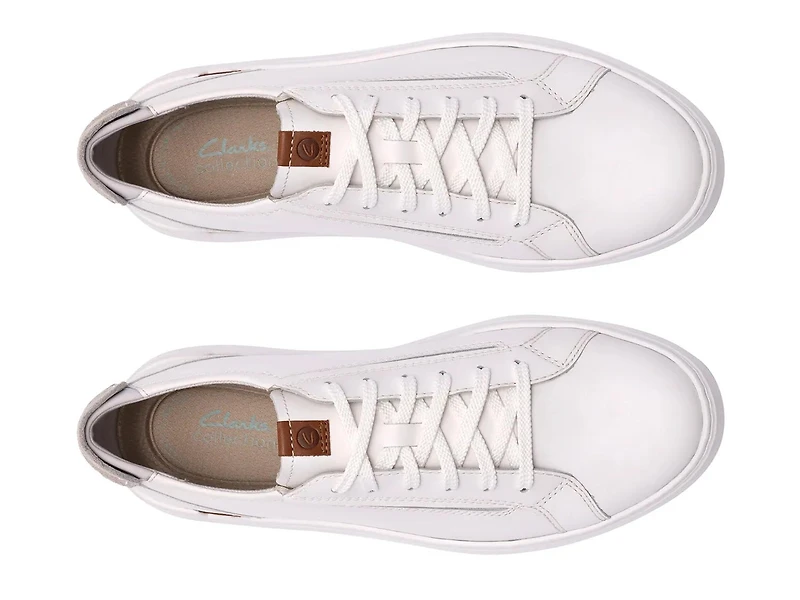 Flexwell Lace Sneaker