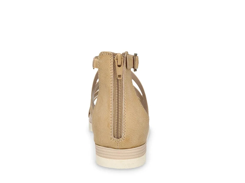 Vila Wedge Sandal