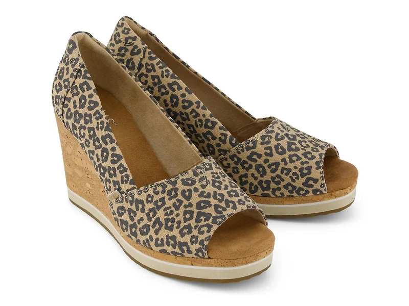 Essential Wedge Sandal