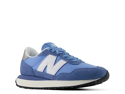 237 Sneaker