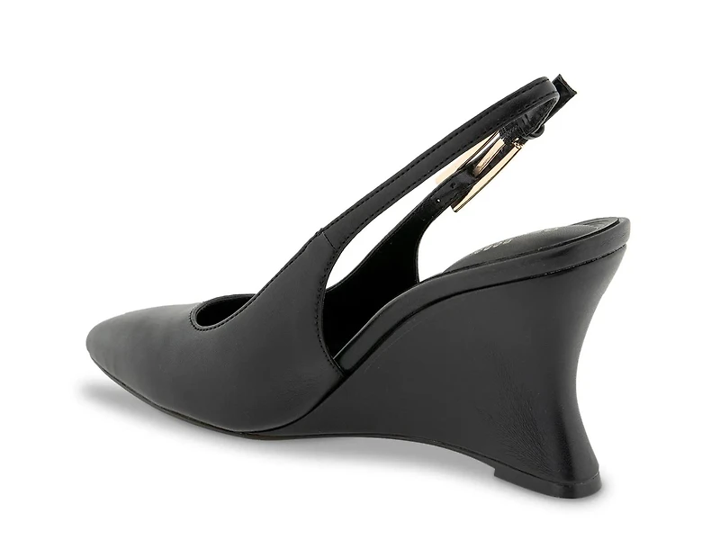 Xyla Wedge Pump