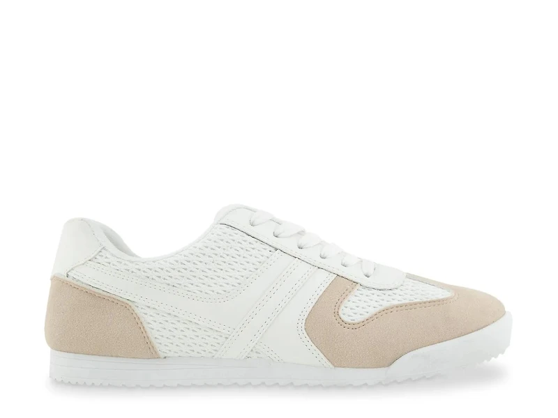 Oriana Sneaker