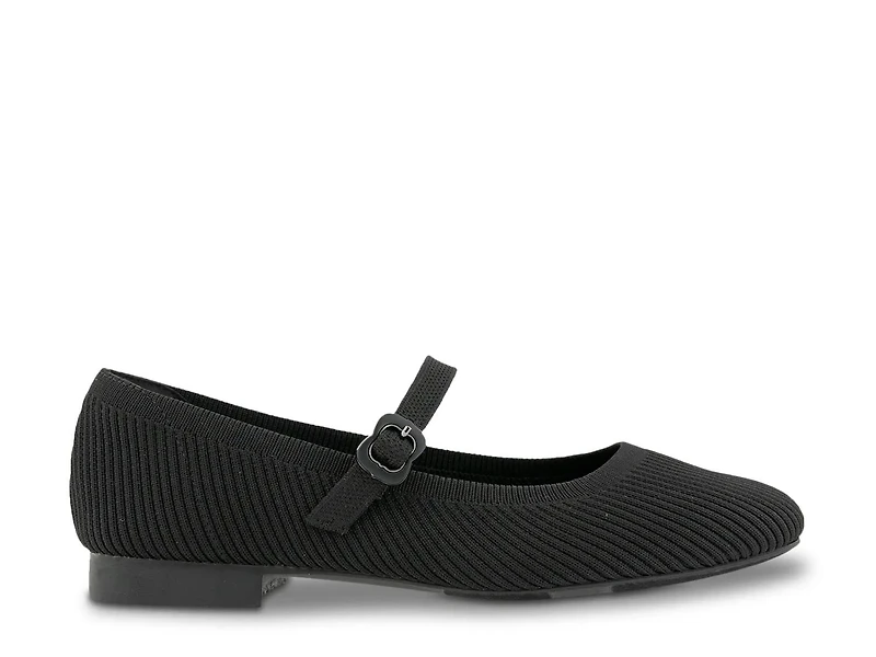 Estella Mary Jane Flat