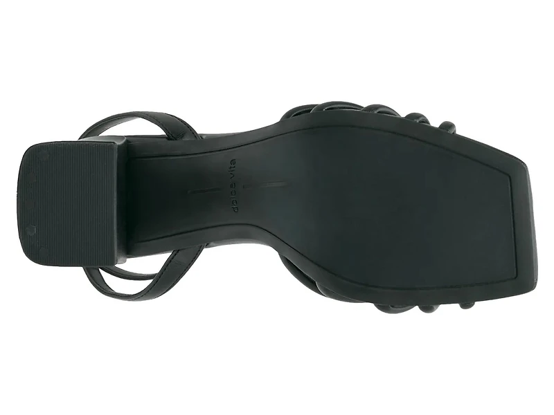 Yasha Sandal