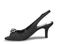 Poise Slingback Pump