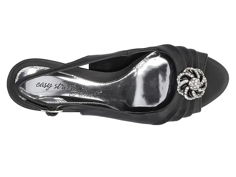 Poise Slingback Pump