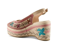 Art De Vivre Platform Sandal