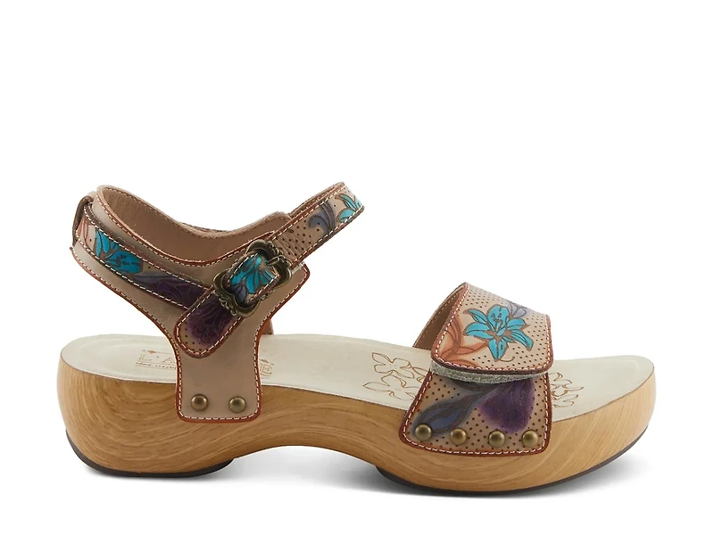 Dakoa Platform Sandal