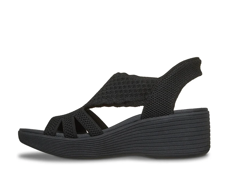 Hands Free Slip-ins Parallel Lite Summer Invite Wedge Sandal