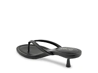 Iefan Sandal