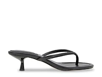 Iefan Sandal
