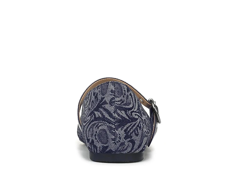 Hattie Mary Jane Flat