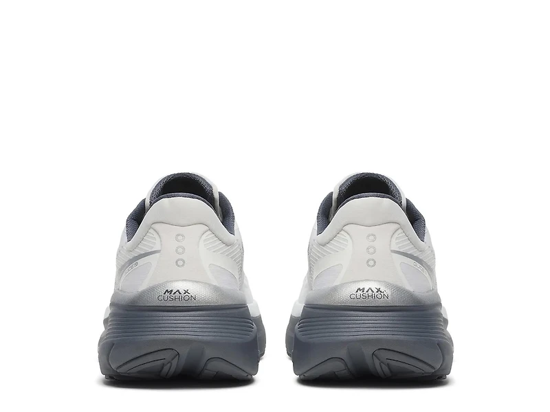 Guide 19 Running Shoe