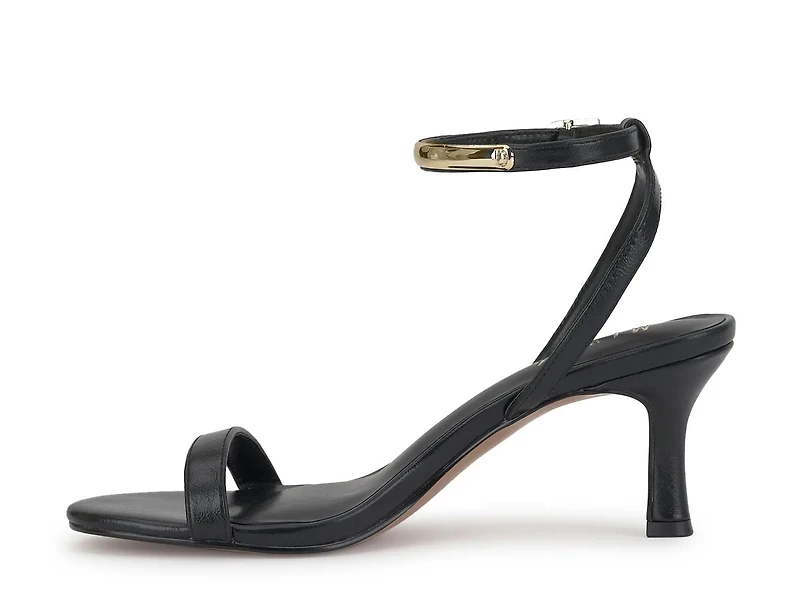 Lamarka Sandal