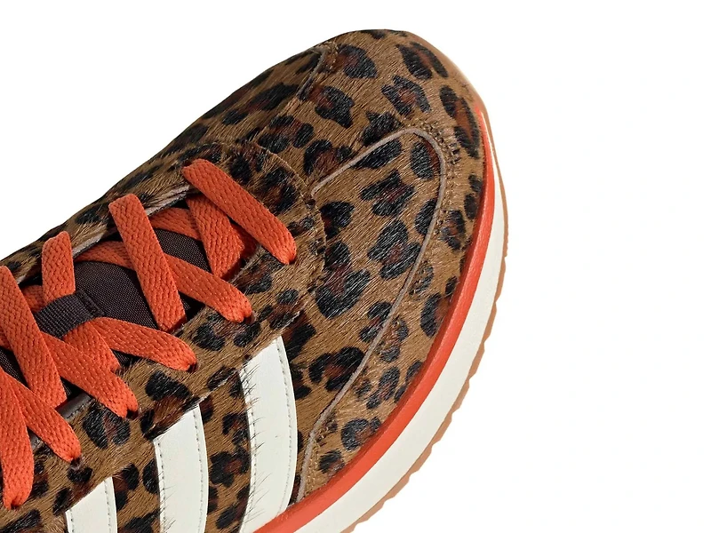 Run 70s Sneaker - Women's
