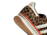 Run 70s Sneaker - Women's
