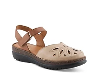 Azmira Sandal